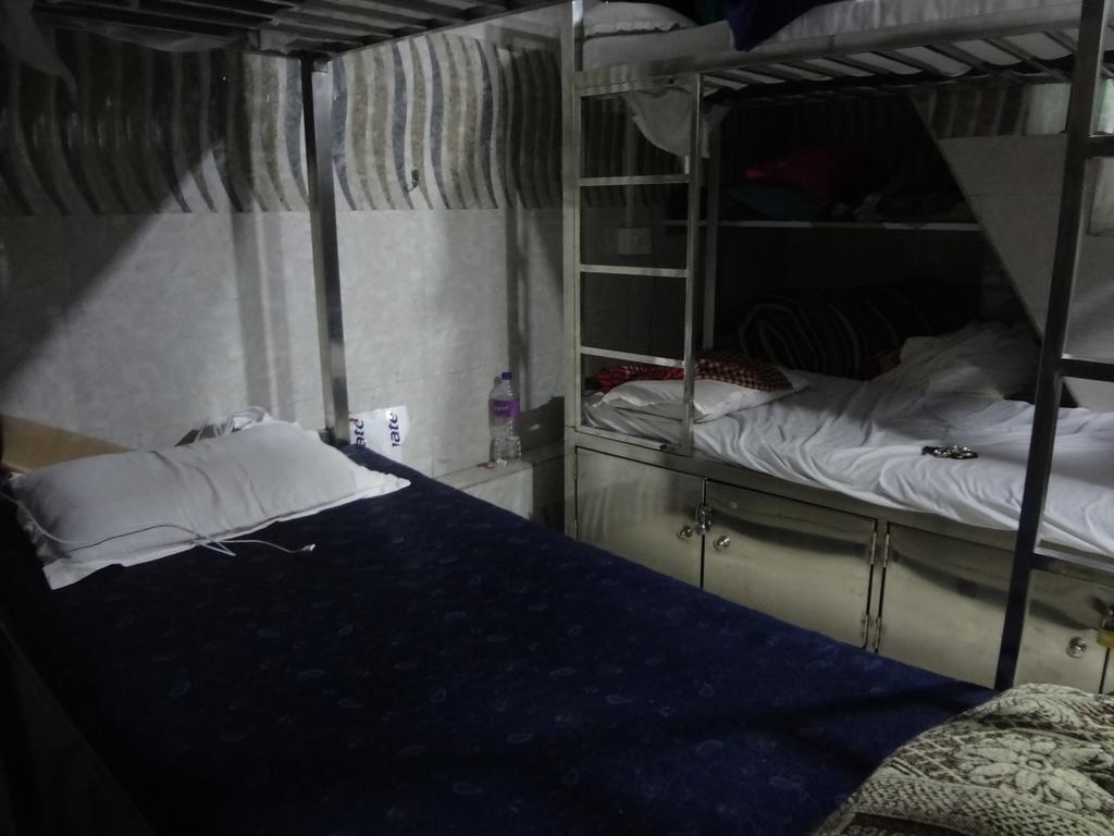 Aashiyana Dormitory Bombaj Zewnętrze zdjęcie